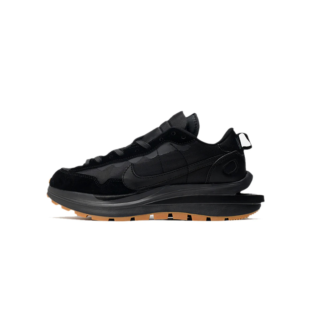 Nike VaporWaffle x Sacai Black Gum