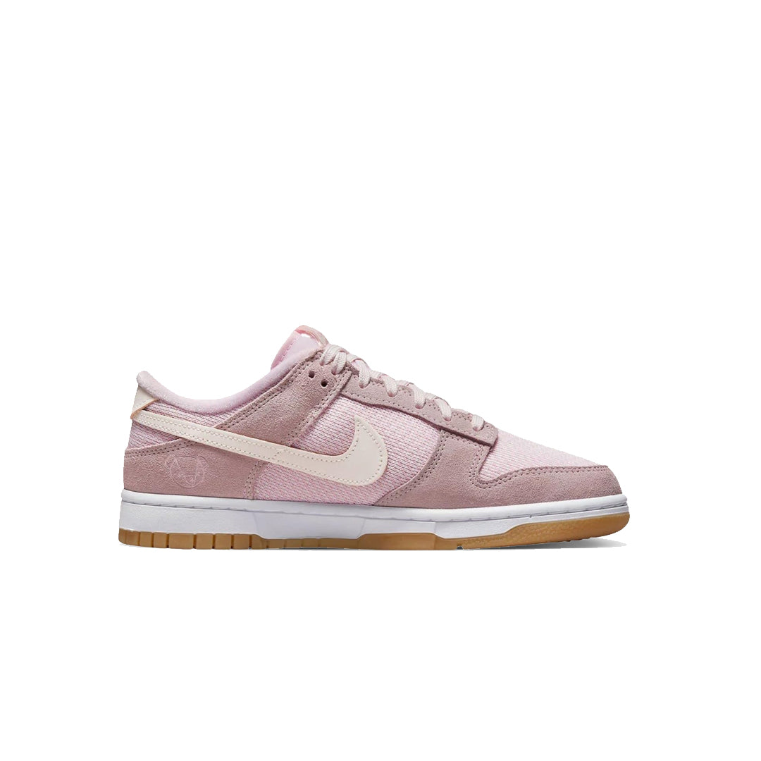 Nike Dunk Low Bear