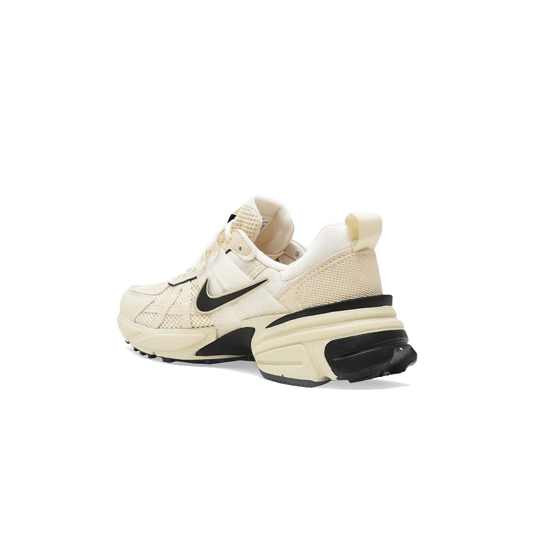 Nike V2K Run Beige