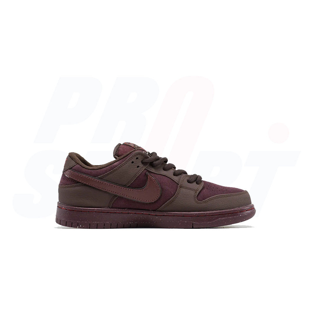 Nike Dunk Low City of Love Burgundy