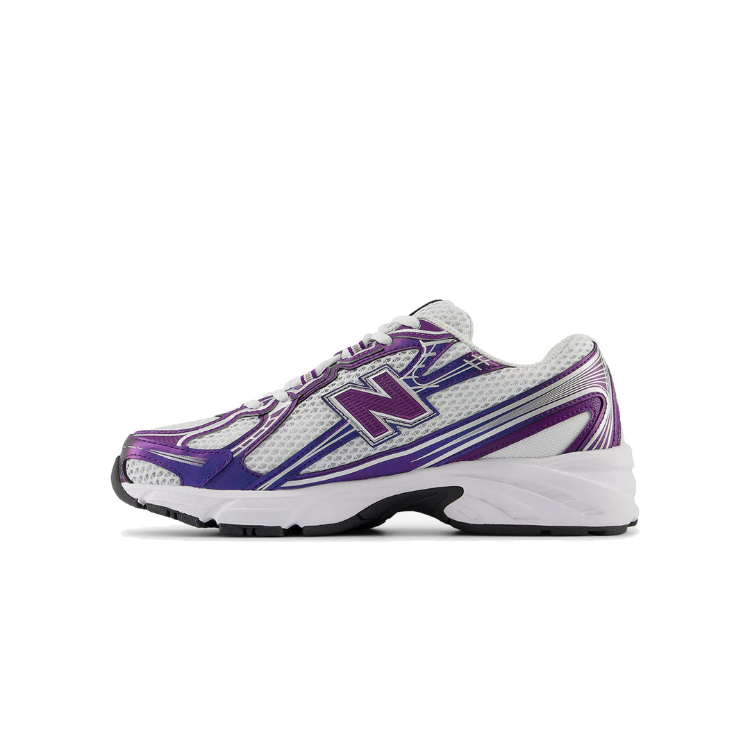 New Balance 740