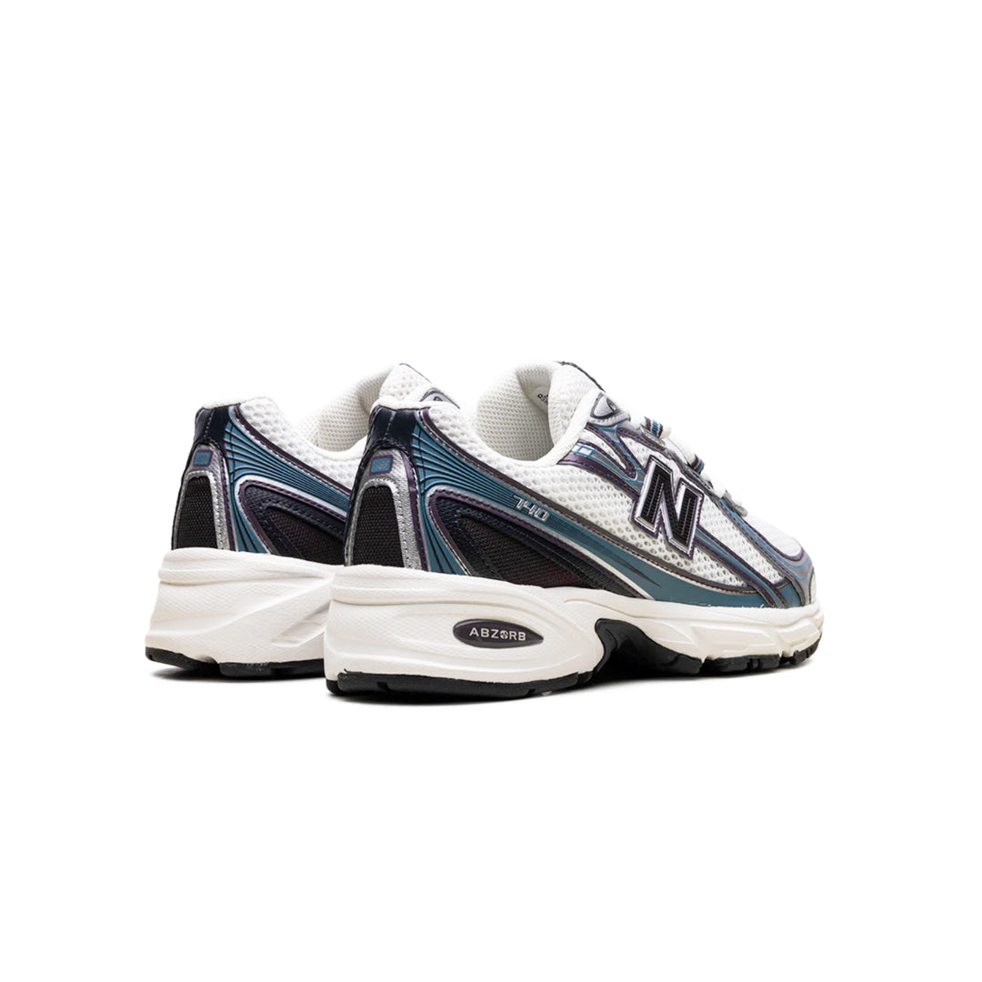 New Balance 740