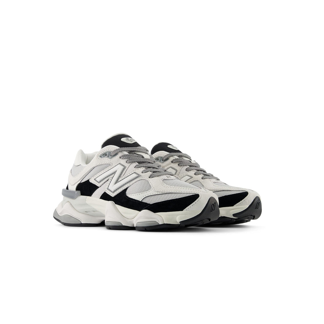 New Balance 9060 Gray Jet black