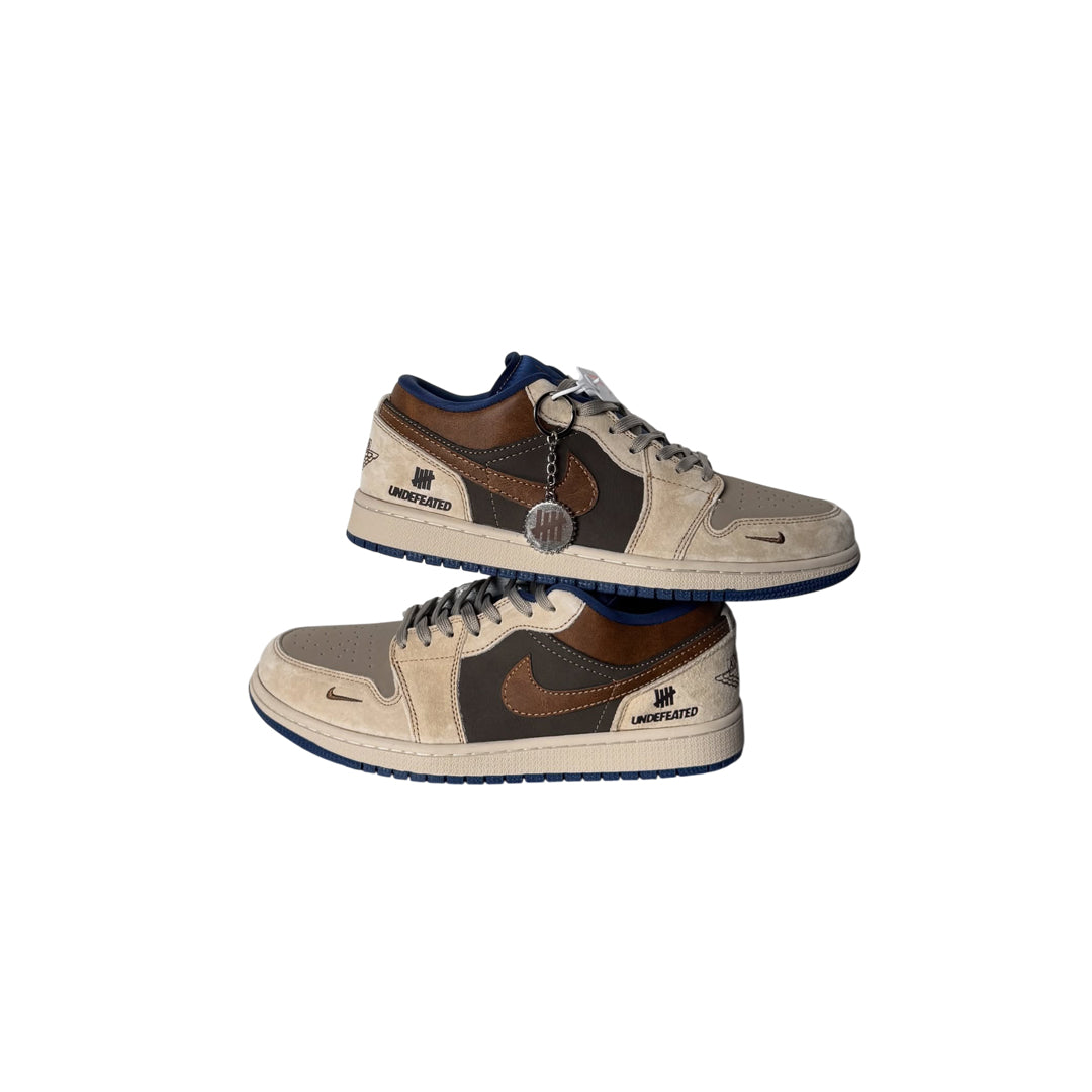 Nike Dunk Low Undefeated